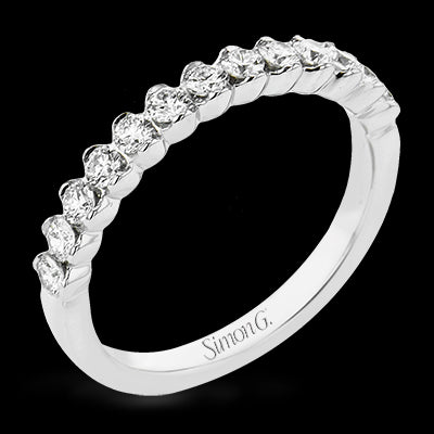 Wedding Band in 18k Gold with Diamonds