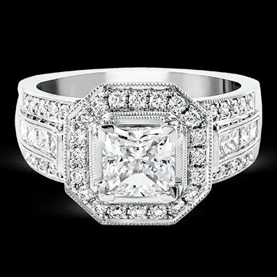 Engagement Ring in 18k Gold with Diamonds