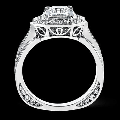 Engagement Ring in 18k Gold with Diamonds