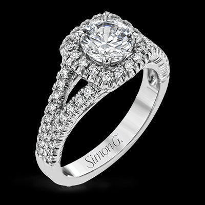 Engagement Ring in 18k Gold with Diamonds