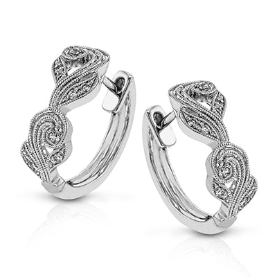 Hoop Earring in 18k Gold with Diamonds