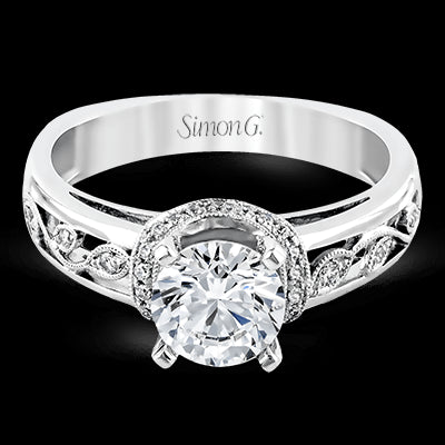 Engagement Ring in 18k Gold with Diamonds