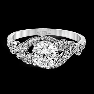 Engagement Ring in 18k Gold with Diamonds