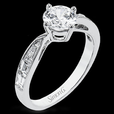 Engagement Ring in 18k Gold