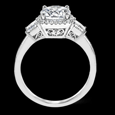 Engagement Ring in 18k Gold with Diamonds