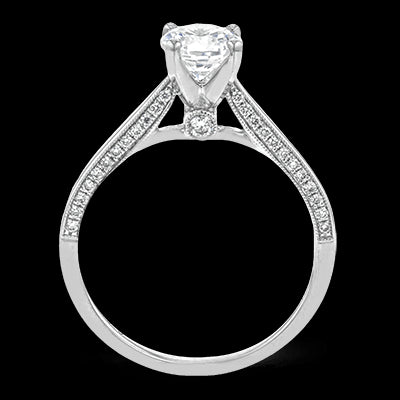 Engagement Ring in 18k Gold with Diamonds