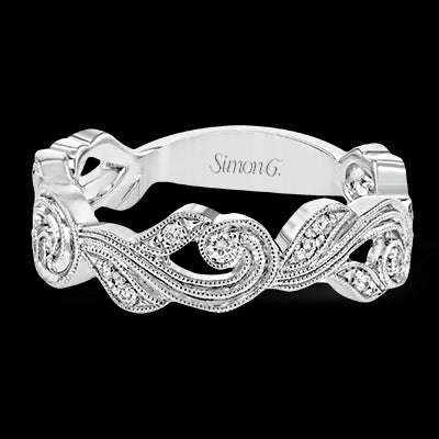 Right Hand Ring in 18k Gold with Diamonds