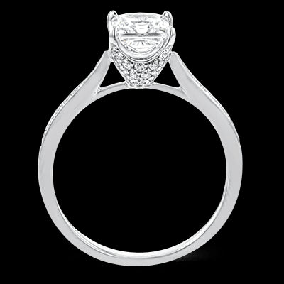 Engagement Ring in 18k Gold with Diamonds